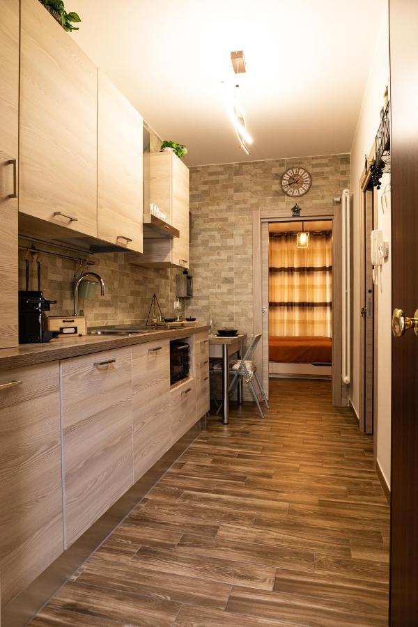 בארי Tizzy Apartment & Rooms מראה חיצוני תמונה
