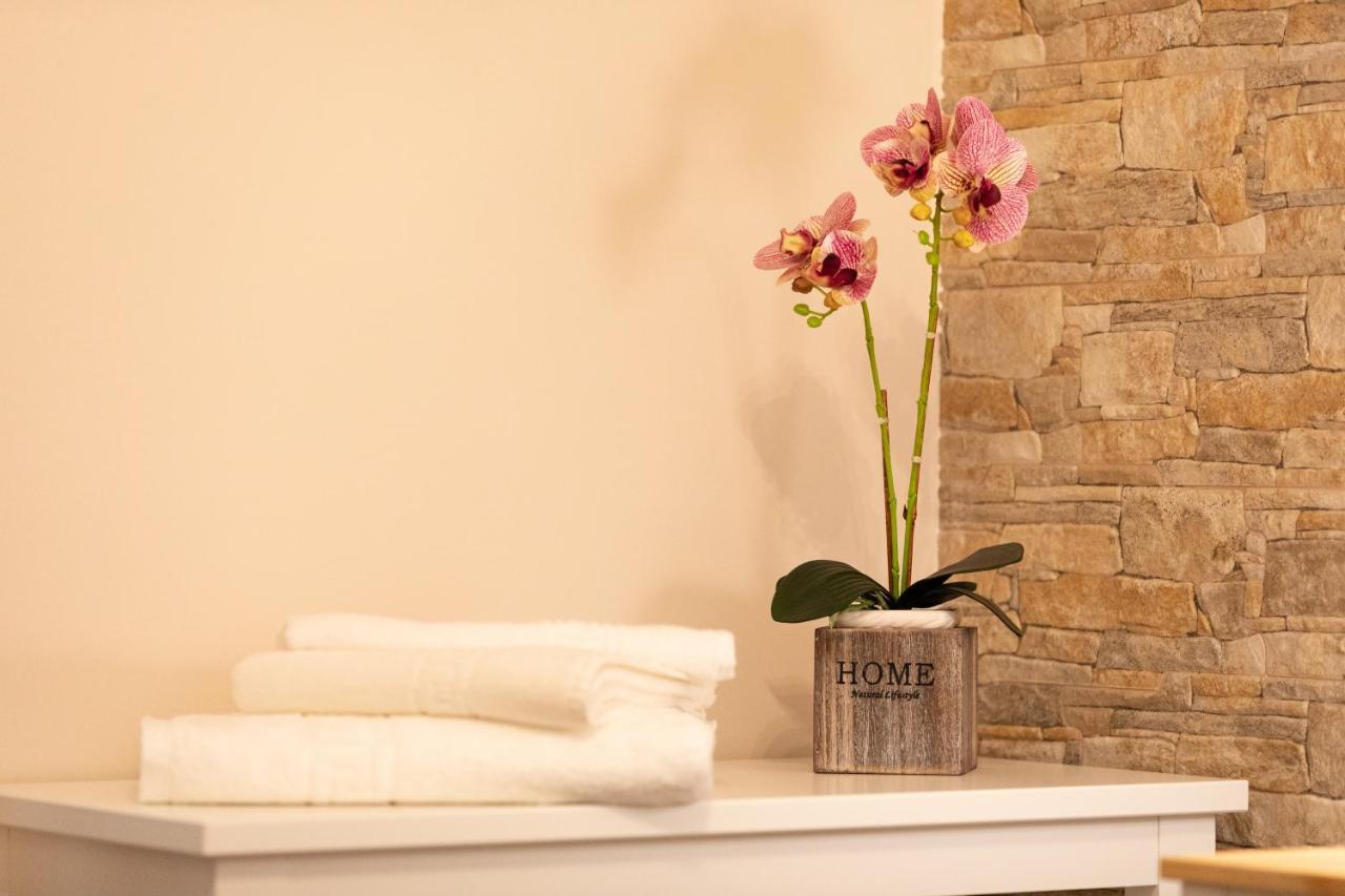 בארי Tizzy Apartment & Rooms מראה חיצוני תמונה