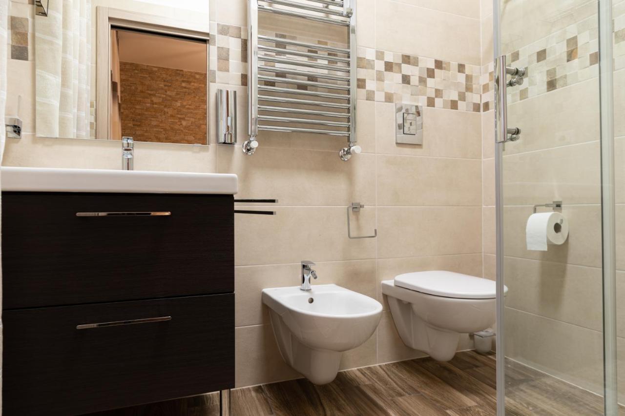 בארי Tizzy Apartment & Rooms מראה חיצוני תמונה